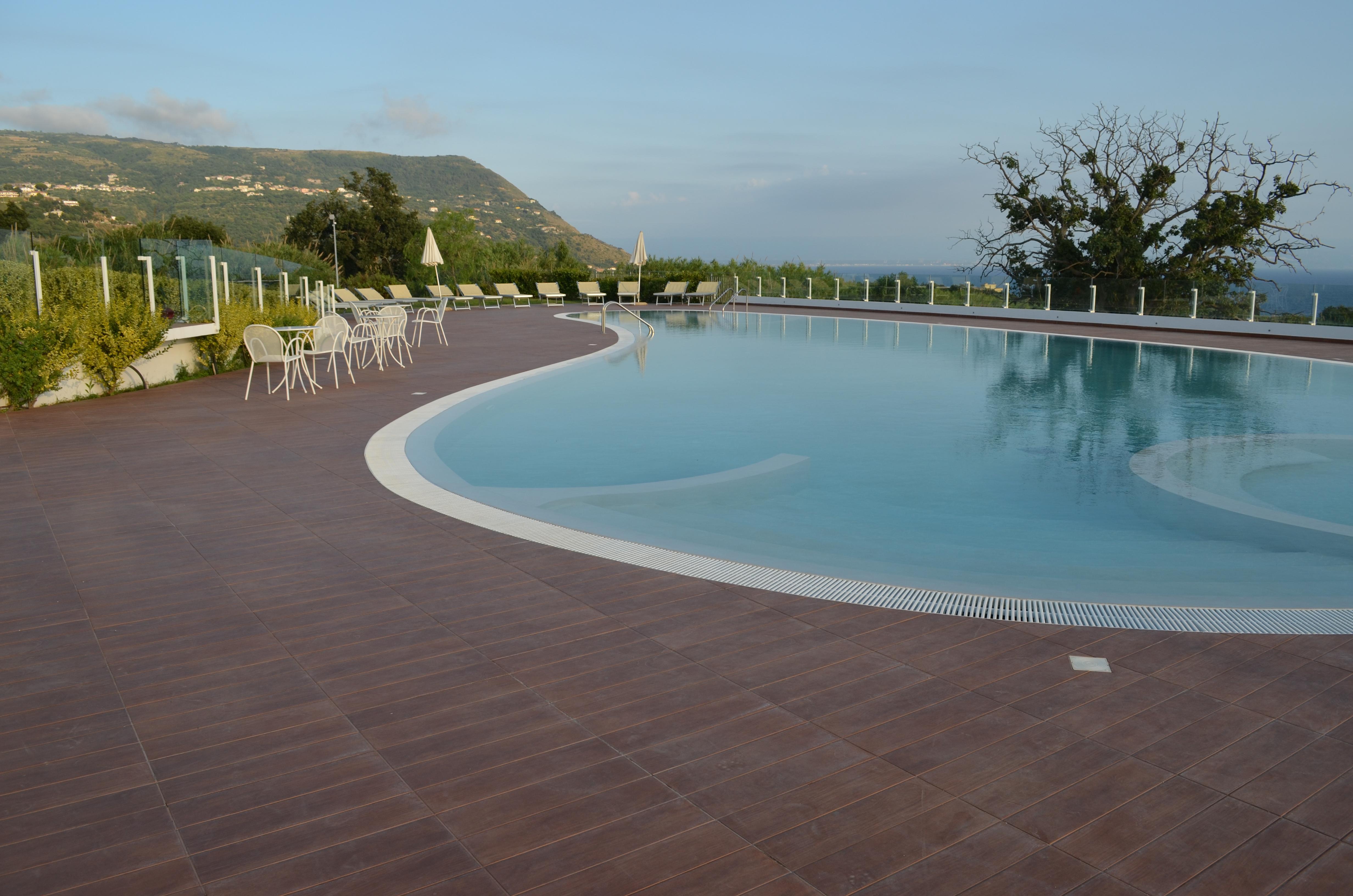 Hotel Marinella กาโปวาติกาโน ภายนอก รูปภาพ