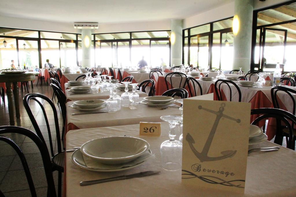 Hotel Marinella กาโปวาติกาโน ภายนอก รูปภาพ